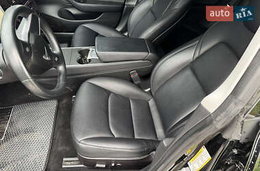Седан Tesla Model 3 2018 в 