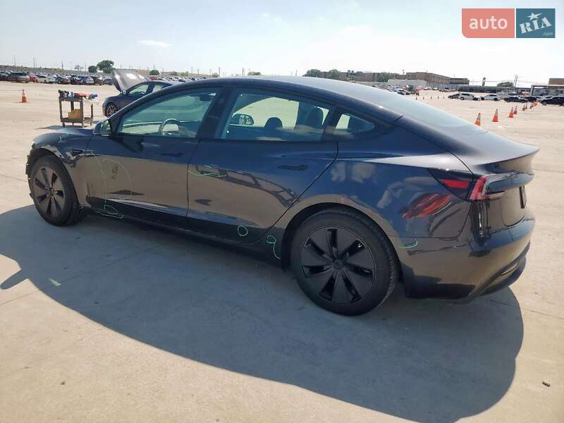 Седан Tesla Model 3 2024 в Львові