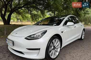 Седан Tesla Model 3 2018 в 