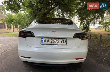 Седан Tesla Model 3 2018 в 