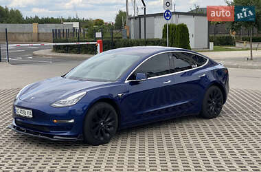 Седан Tesla Model 3 2018 в 