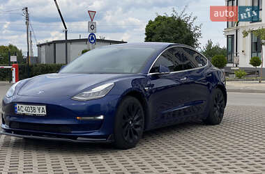 Седан Tesla Model 3 2018 в 