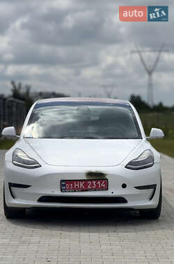 Седан Tesla Model 3 2018 в 