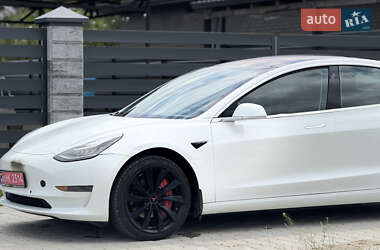 Седан Tesla Model 3 2018 в 