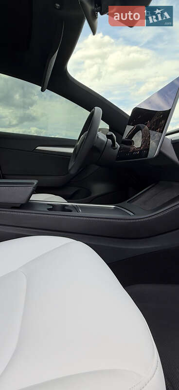 Седан Tesla Model 3 2021 в Дніпрі