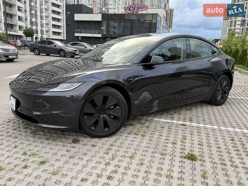 Седан Tesla Model 3 2024 в Киеве фото 3 Седан Tesla Model 3 2024 в Киеве