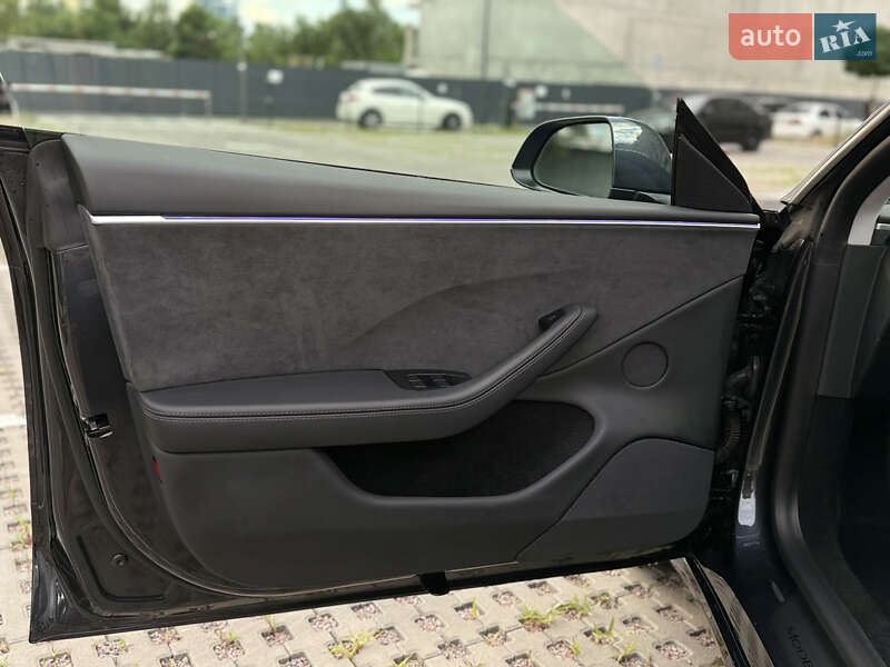 Седан Tesla Model 3 2024 в Киеве фото 29 Седан Tesla Model 3 2024 в Киеве