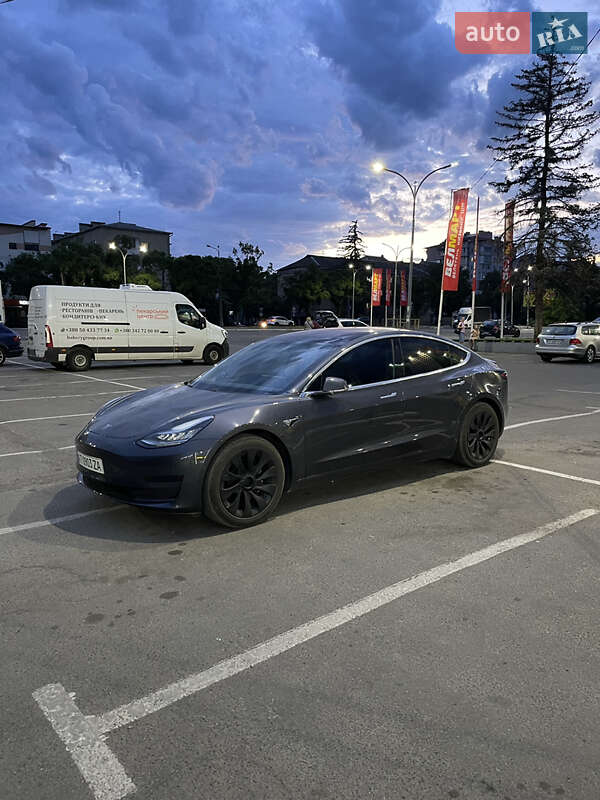 Tesla Model 3 2018 Tesla Model 3 2018