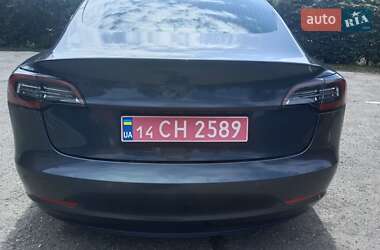 Седан Tesla Model 3 2019 в 
