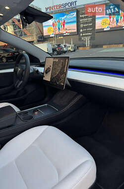 Седан Tesla Model 3 2023 в Киеве фото 39 Седан Tesla Model 3 2023 в Киеве
