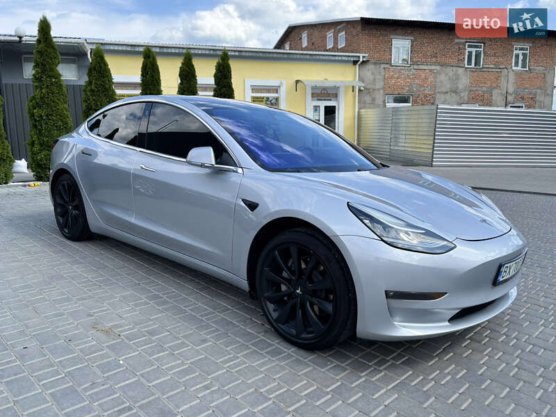Седан Tesla Model 3 2018 в Каменец-Подольском