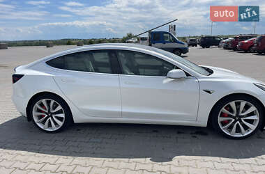 Седан Tesla Model 3 2019 в 