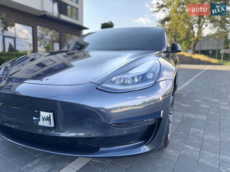 Седан Tesla Model 3 2021 в Ужгороде фото 13 Седан Tesla Model 3 2021 в Ужгороде