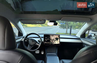 Седан Tesla Model 3 2021 в Ужгороде