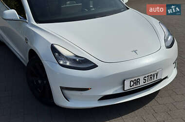 Седан Tesla Model 3 2019 в 