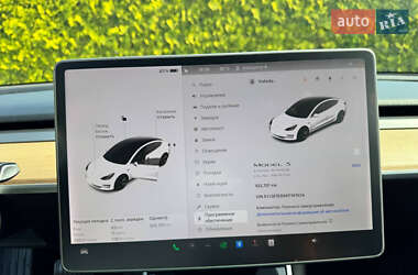 Седан Tesla Model 3 2019 в 