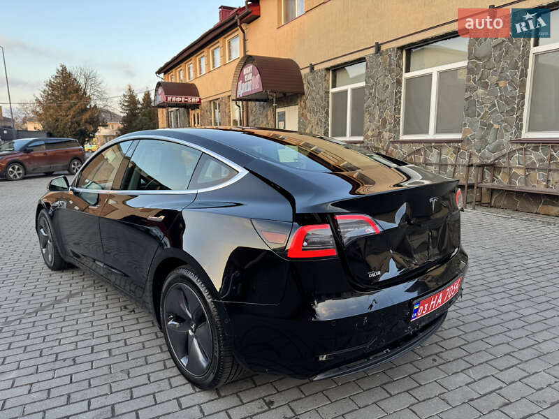 Седан Tesla Model 3 2019 в Владимире