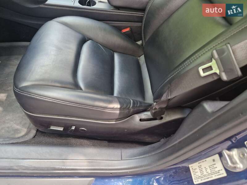 Седан Tesla Model 3 2022 в Василькове
