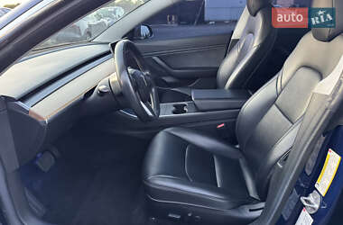 Седан Tesla Model 3 2018 в 