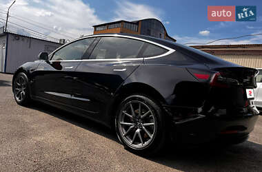 Седан Tesla Model 3 2018 в 