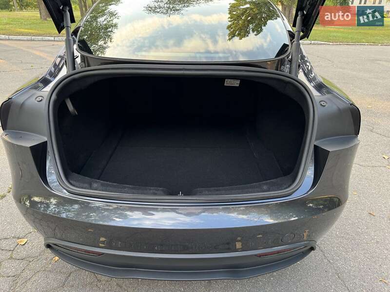 Седан Tesla Model 3 2024 в Кременчуці фото 10 Седан Tesla Model 3 2024 в Кременчуці