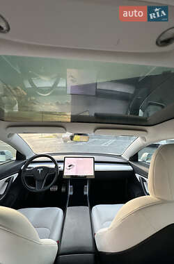 Седан Tesla Model 3 2018 в 