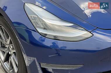 Седан Tesla Model 3 2018 в 