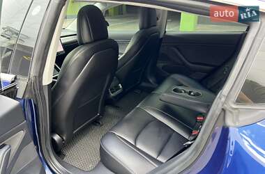 Седан Tesla Model 3 2018 в 