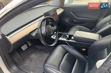 Седан Tesla Model 3 2018 в 