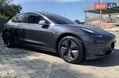 Седан Tesla Model 3 2019 в 