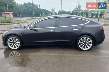 Седан Tesla Model 3 2018 в 