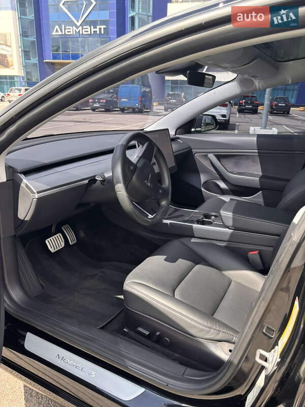 Седан Tesla Model 3 2019 в Києві фото 5 Седан Tesla Model 3 2019 в Києві