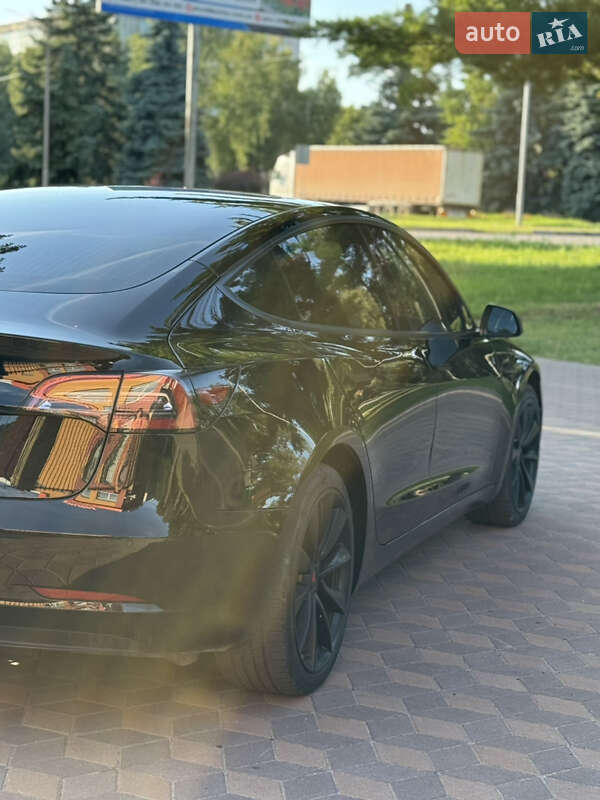 Седан Tesla Model 3 2019 в Лубнах