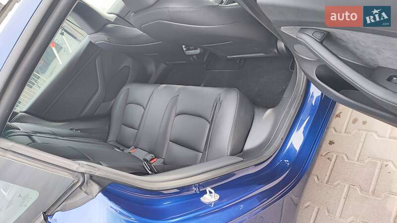 Седан Tesla Model 3 2023 в Киеве
