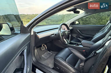 Седан Tesla Model 3 2018 в 