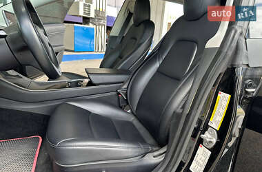 Седан Tesla Model 3 2018 в 