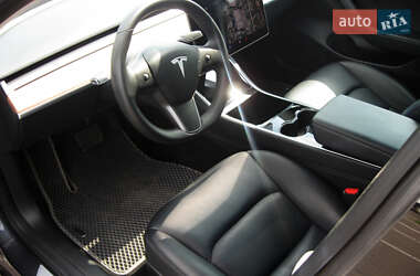 Седан Tesla Model 3 2018 в 