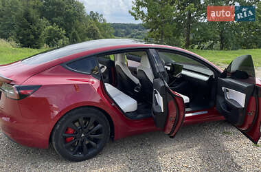 Седан Tesla Model 3 2019 в 