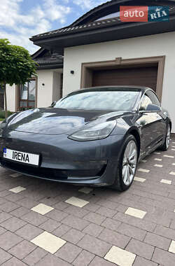 Седан Tesla Model 3 2018 в 