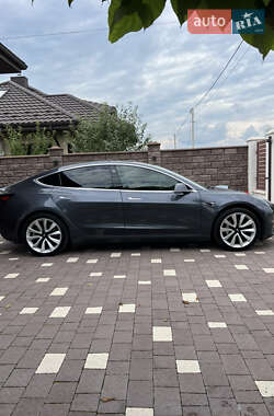 Седан Tesla Model 3 2018 в 