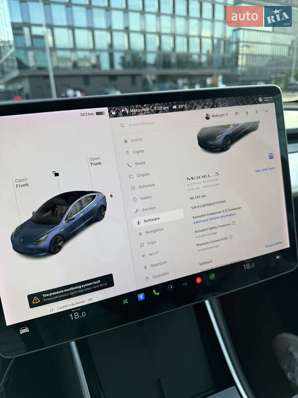 Седан Tesla Model 3 2018 в Киеве