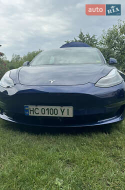 Седан Tesla Model 3 2021 в Львові