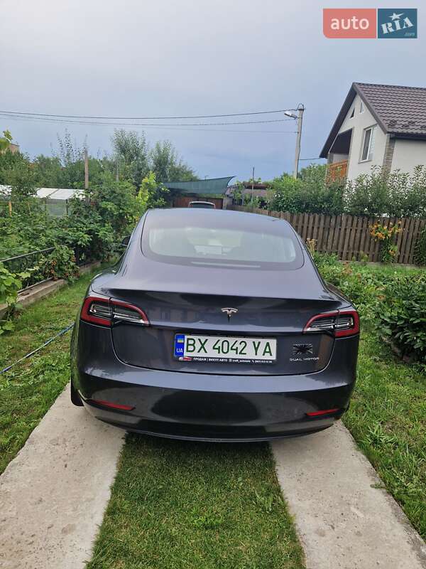 Седан Tesla Model 3 2019 в Кам'янець-Подільському