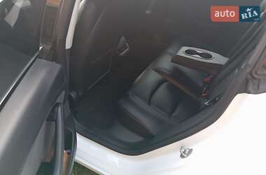 Седан Tesla Model 3 2020 в 