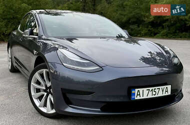 Седан Tesla Model 3 2019 в 