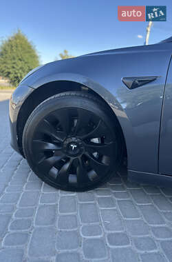 Седан Tesla Model 3 2017 в 