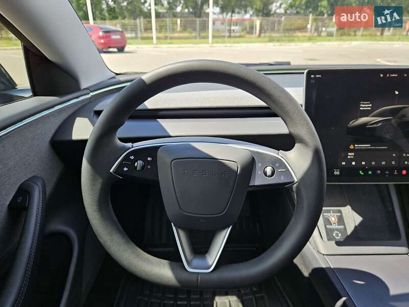 Седан Tesla Model 3 2024 в Днепре