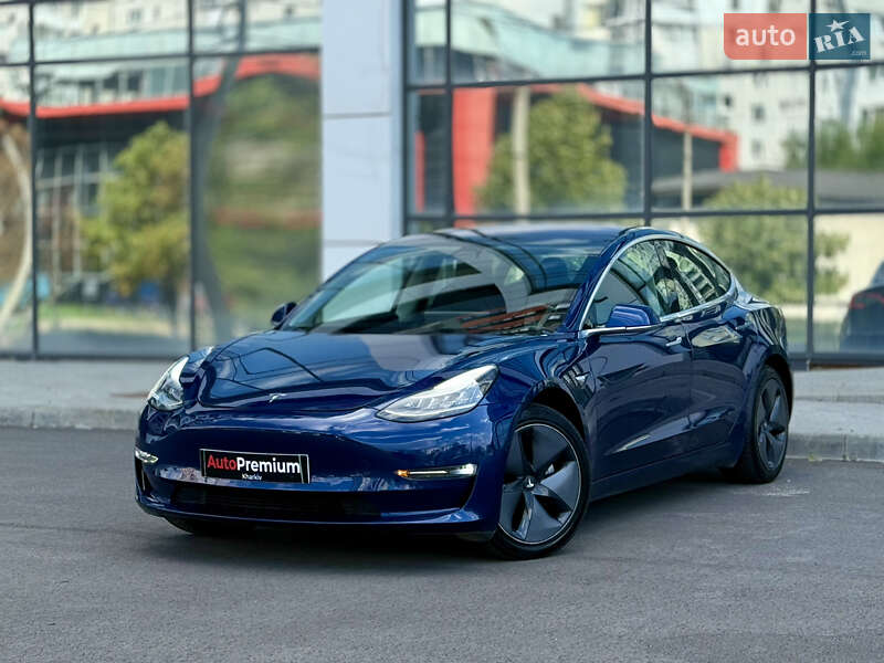 Седан Tesla Model 3 2018 в Харькове