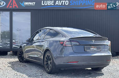 Седан Tesla Model 3 2020 в 