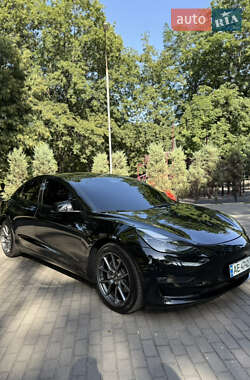Седан Tesla Model 3 2021 в Каменском